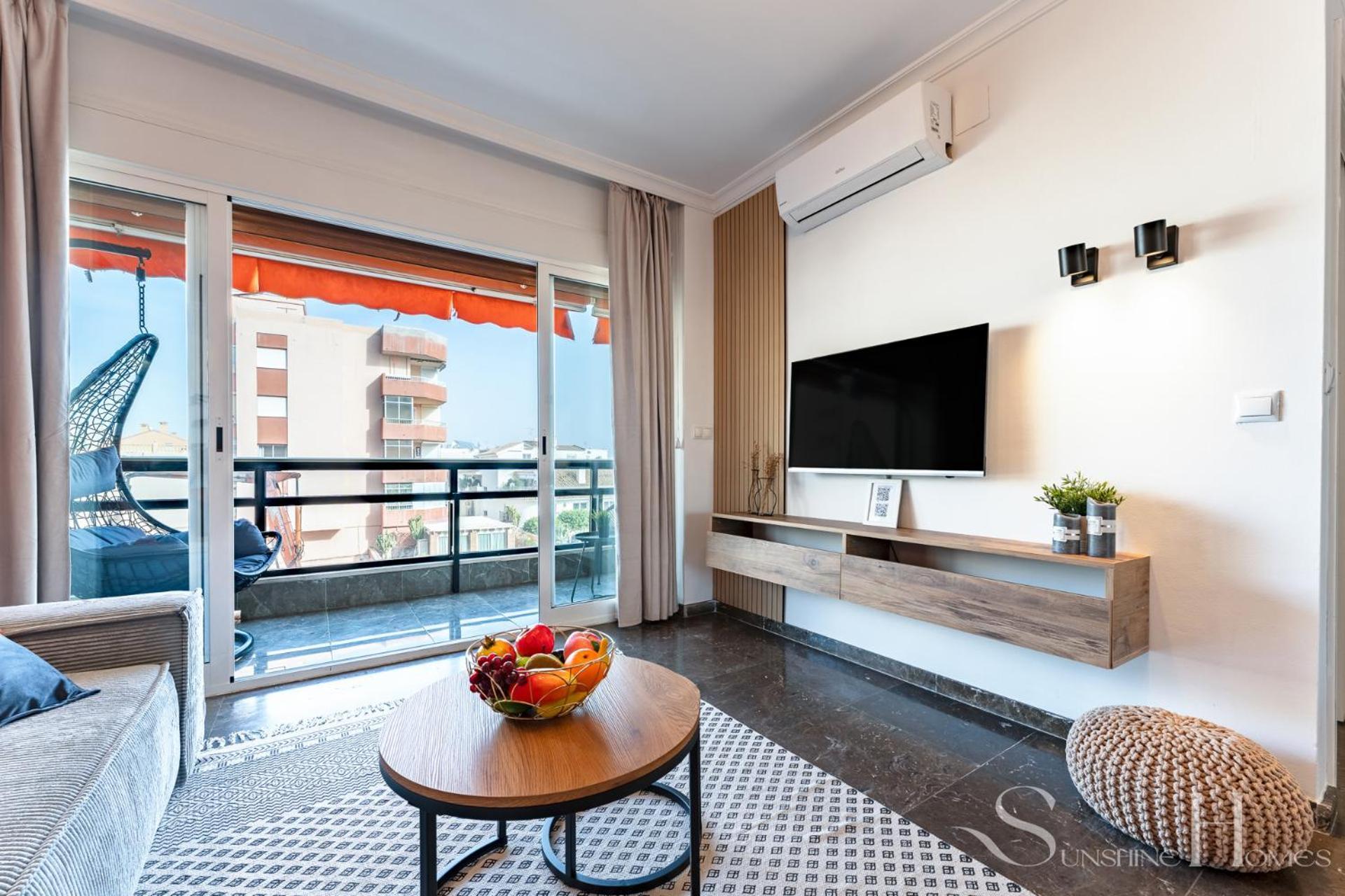 First Line , Cosy And Comfortable + Swimming Pool Torremolinos Exterior photo